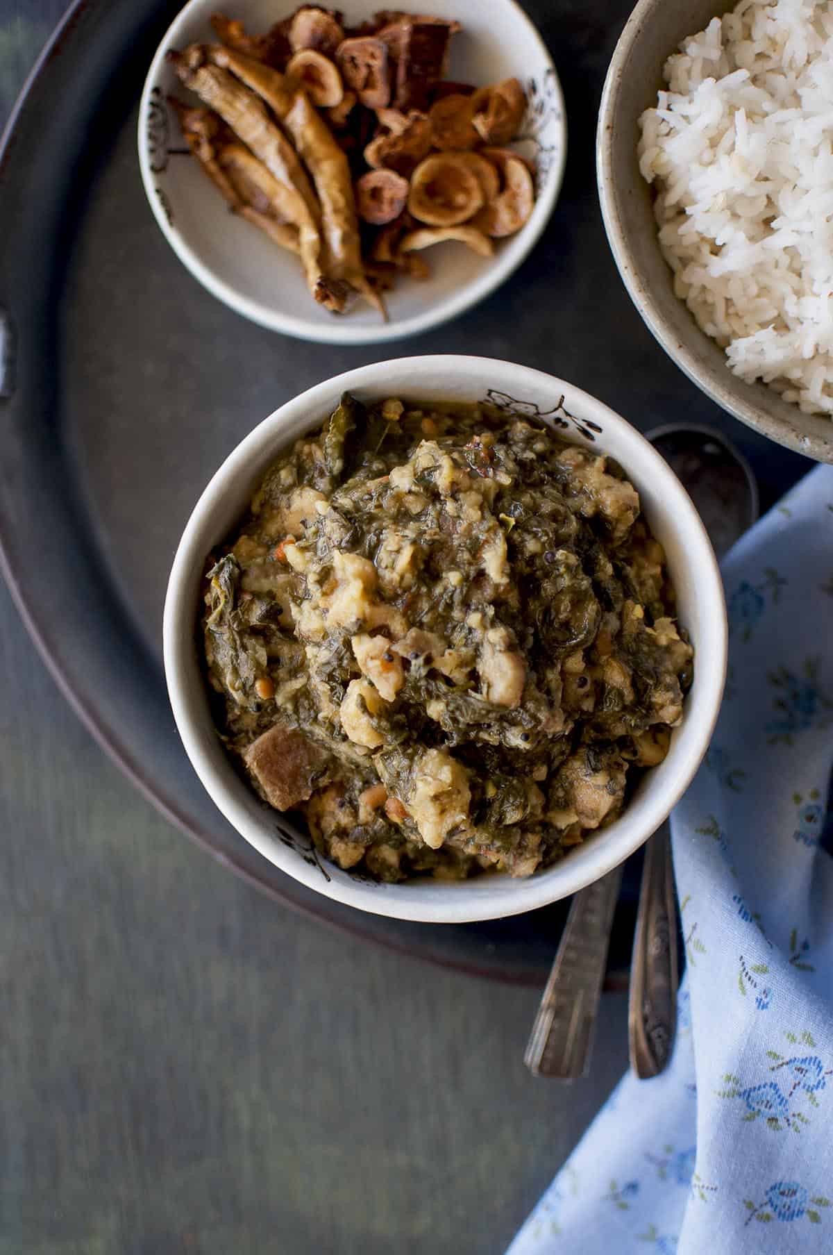 White bowl with Kanda Bachali kura