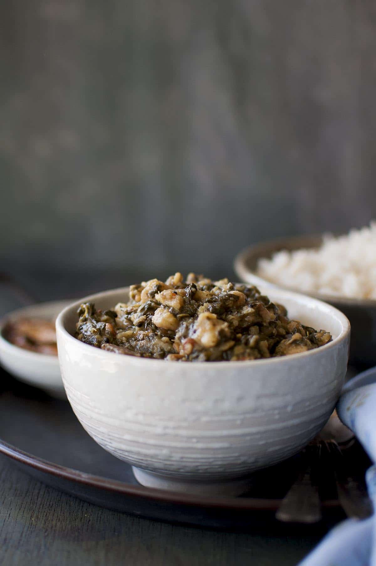 White bowl with Kanda Bachalakura