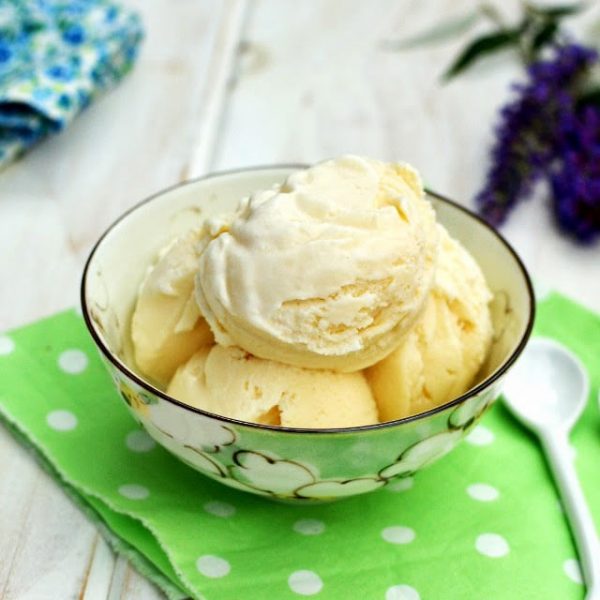 Vanilla Ice Cream (Eggless Recipe, No Ice cream maker needed