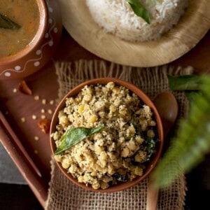 top view of a brown bowl with telagapindi kura