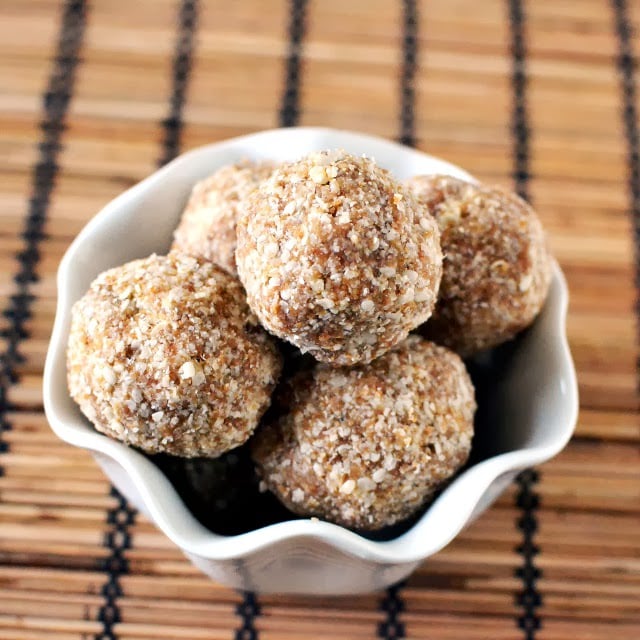 Chimmiri Undalu (SesameJaggery Balls) Recipe cookshideout
