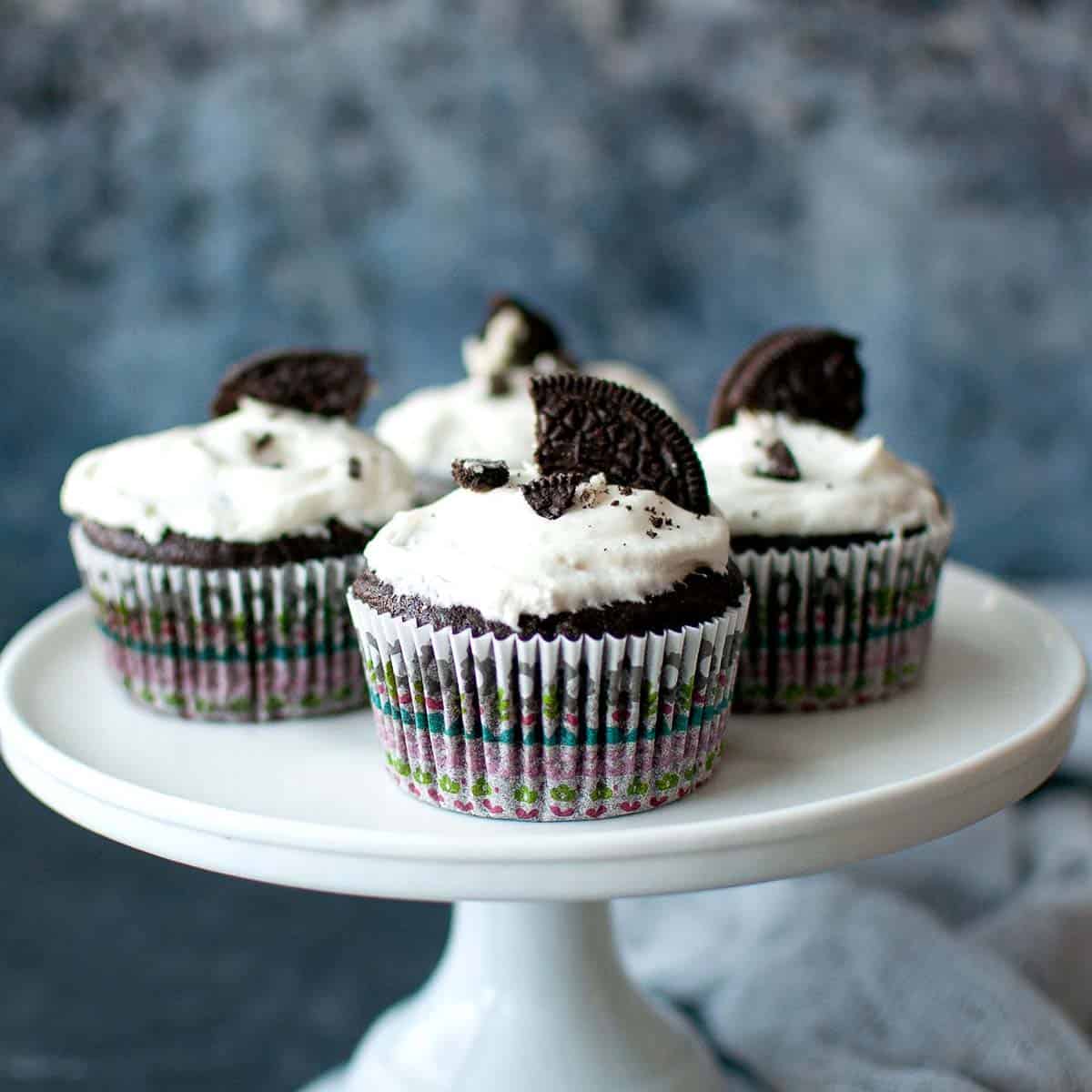 Basic Vegan Chocolate Cupcake Recipe | cookshideout