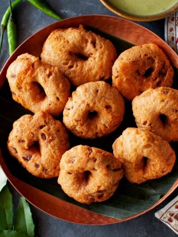 Copper plate with Vadai.