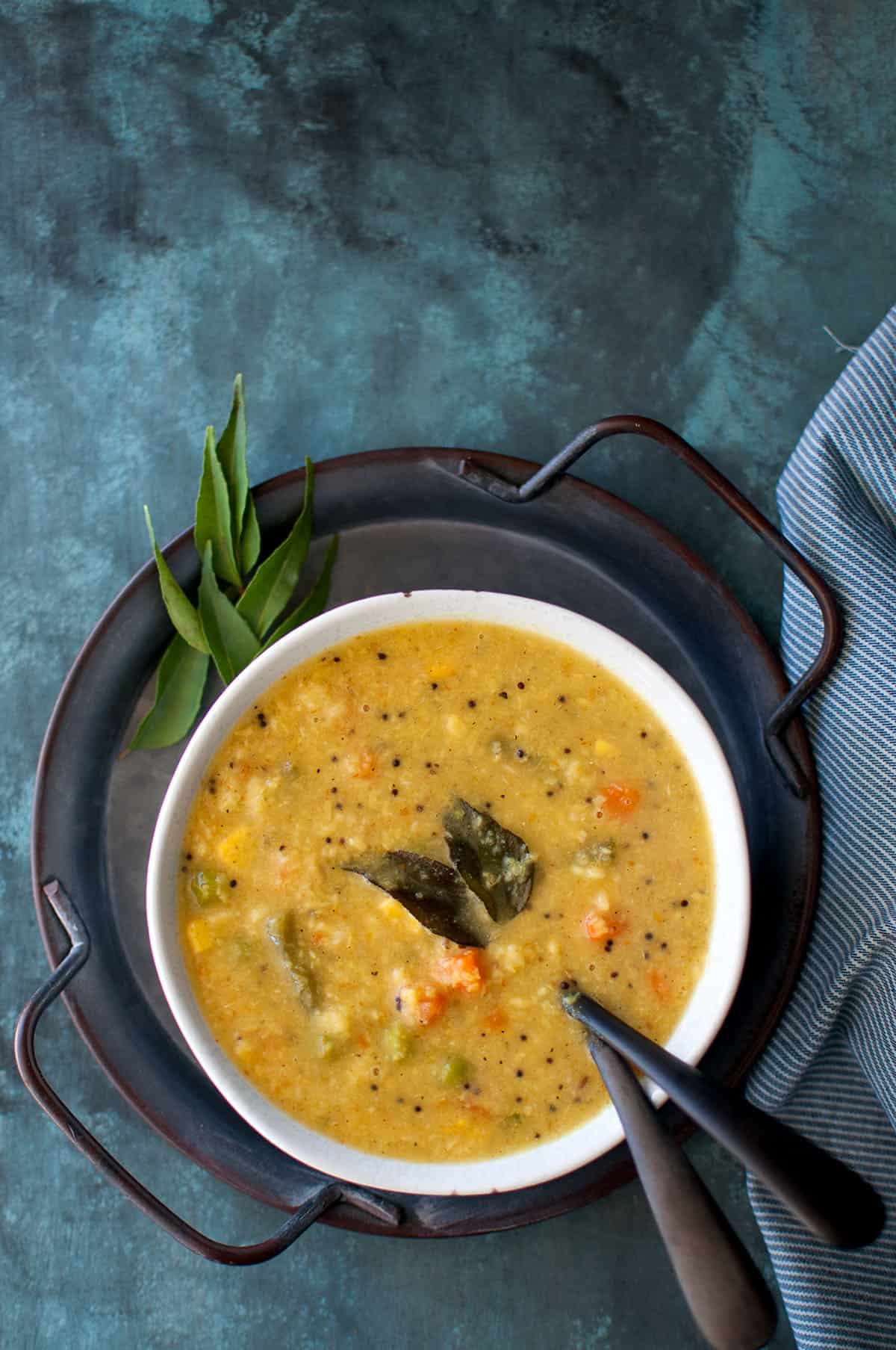 Top view of a bowl of vegetable kootu.