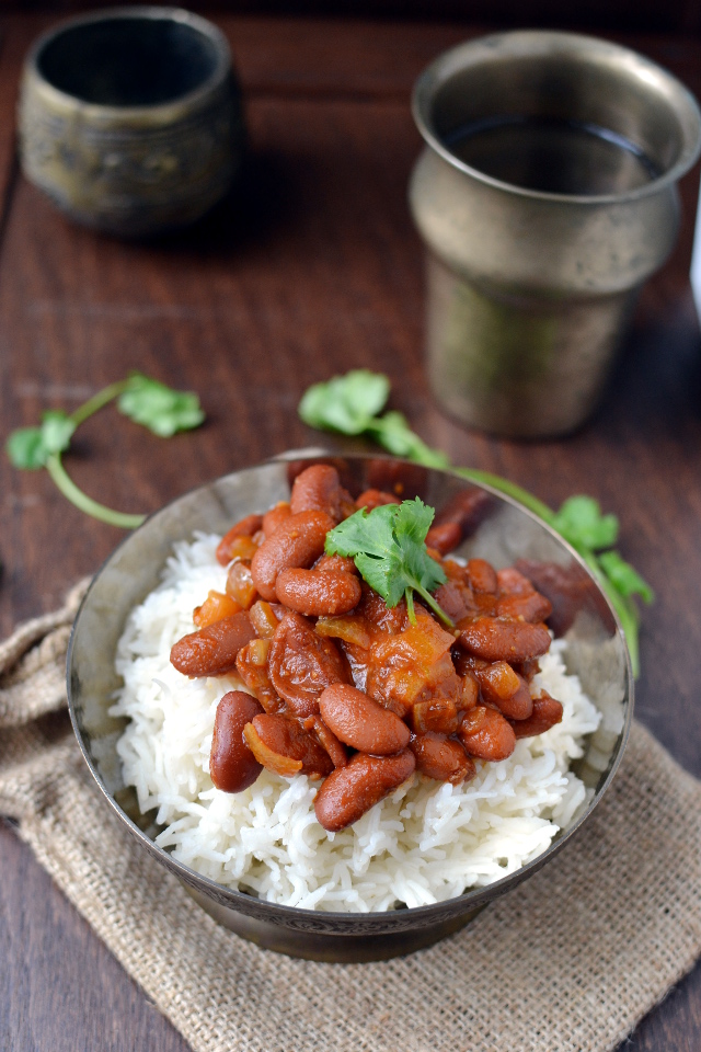 Bowl with Rice topped with Kidney bean curry