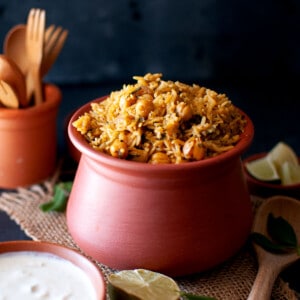 Terracotta bowl with instant pot cickpea fenugreek rice.