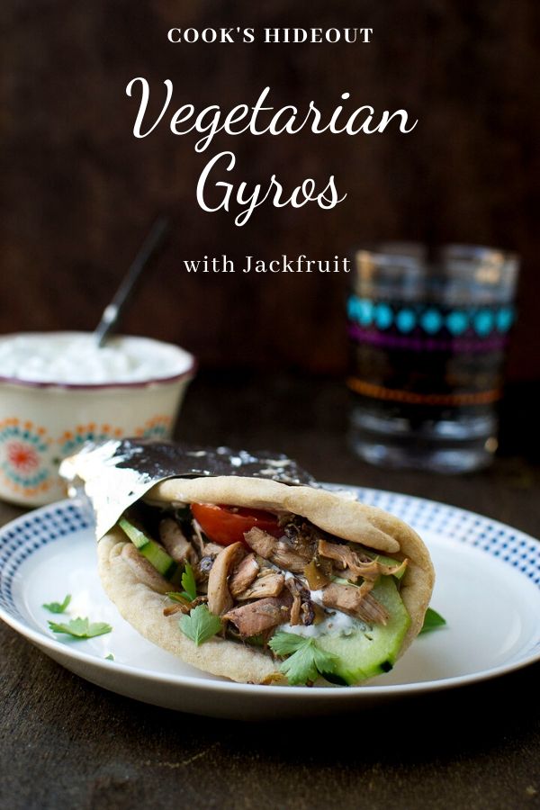 Vegetarian Gyros with jackfruit filling