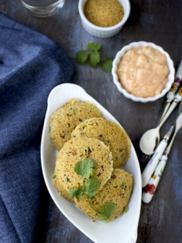 Instant Quinoa and Oats Idli