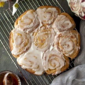 Top view of mango cinnamon rolls on a wire rack