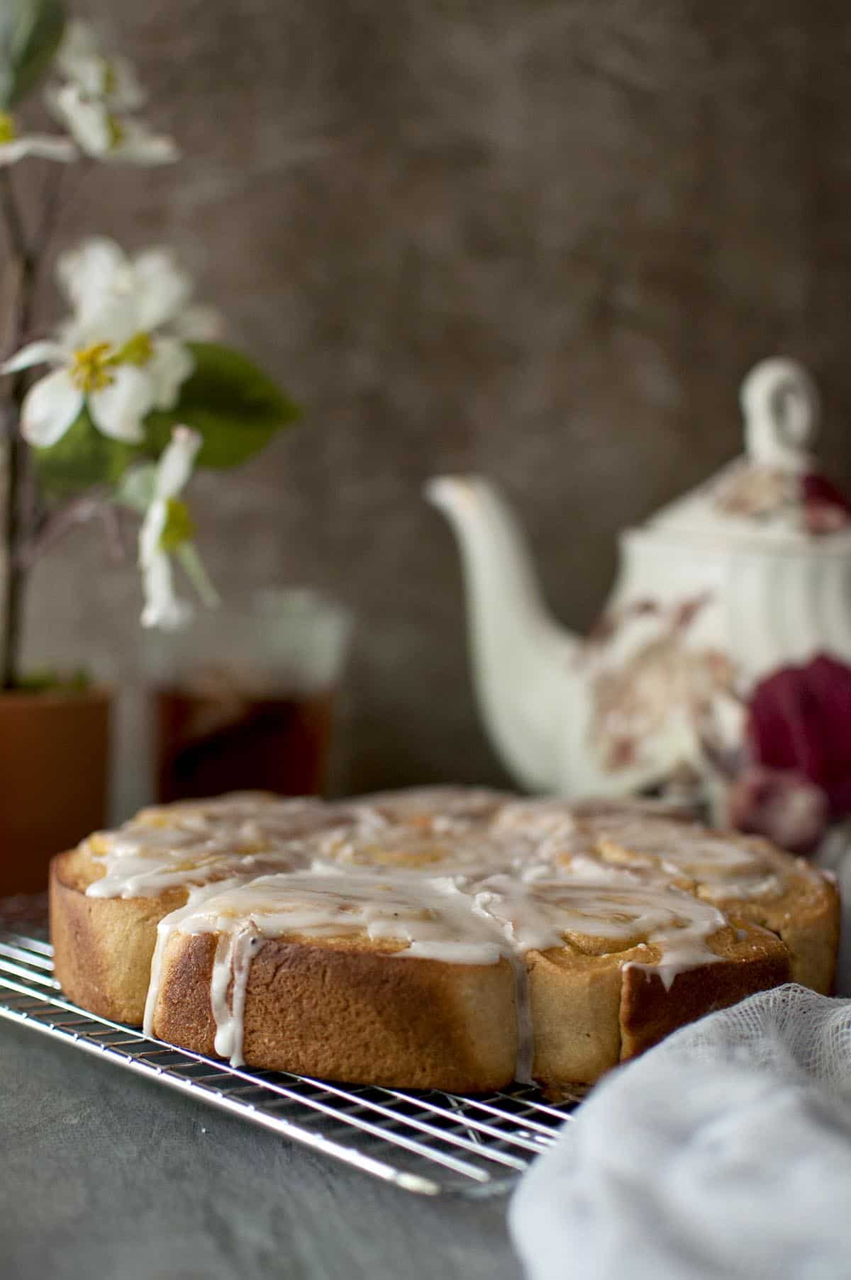 Wire rack with Mango Cinnamon rolls