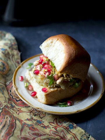 Potato Pav Sandwich