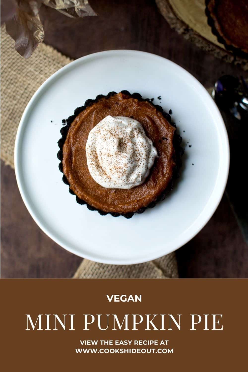 Vegan Mini vegan pumpkin pie