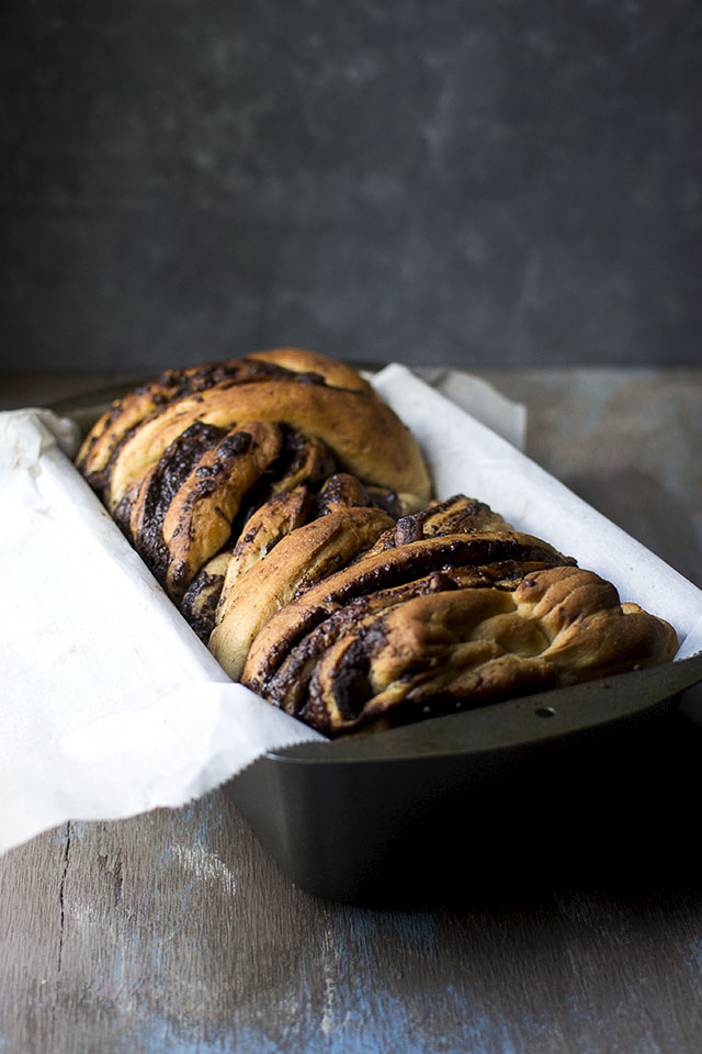 Babka with Chocolate Filling