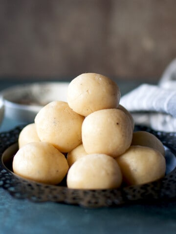 Coconut Malai Ladoo