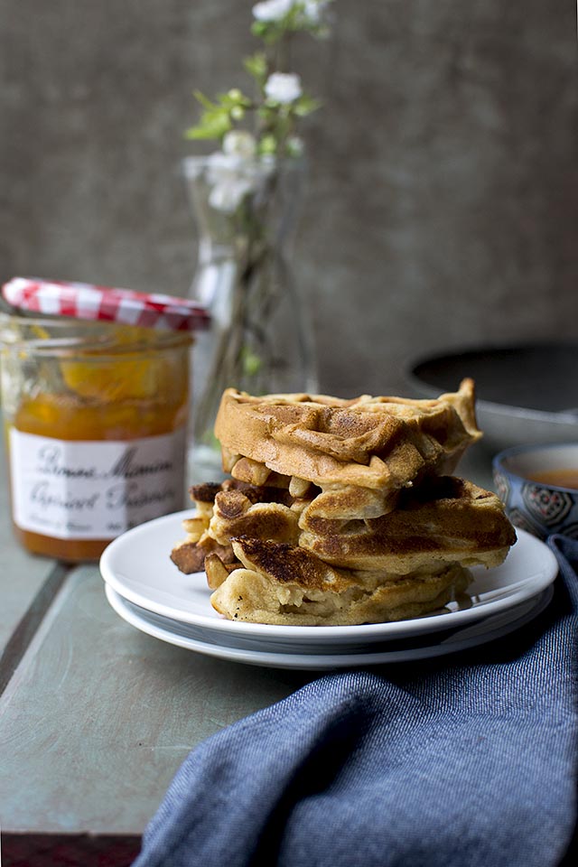 Vegan Almond Waffles