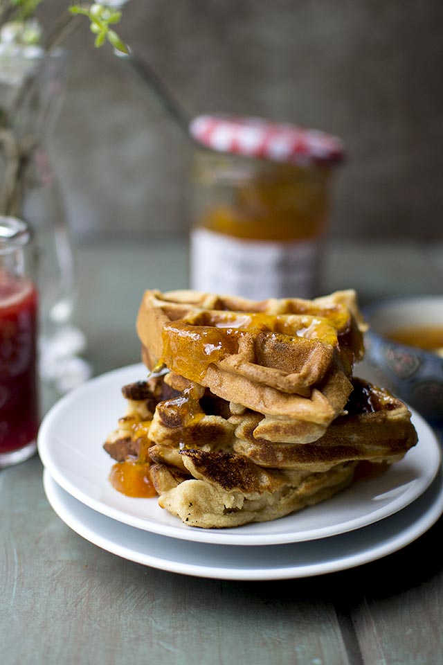 Vegan Almond Waffles