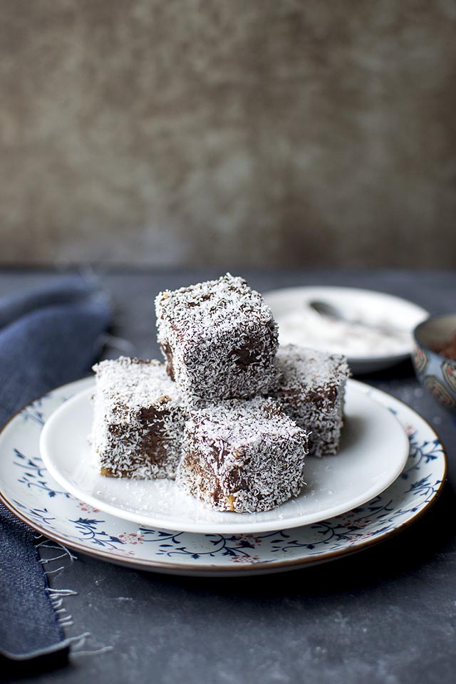 Eggless Lamington Recipe