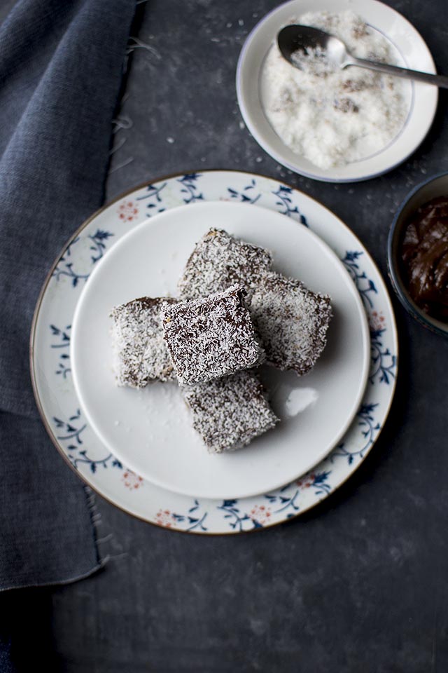 Eggless Lamington Recipe