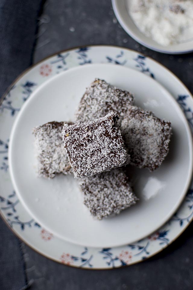 Eggless Lamington Recipe