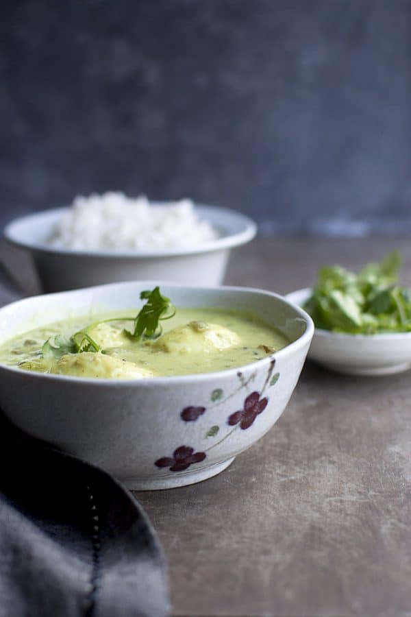 Sri Lankan Egg Curry Recipe - Cook's Hideout