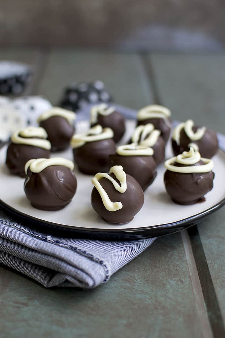 3 Ingredient Oreo Truffles