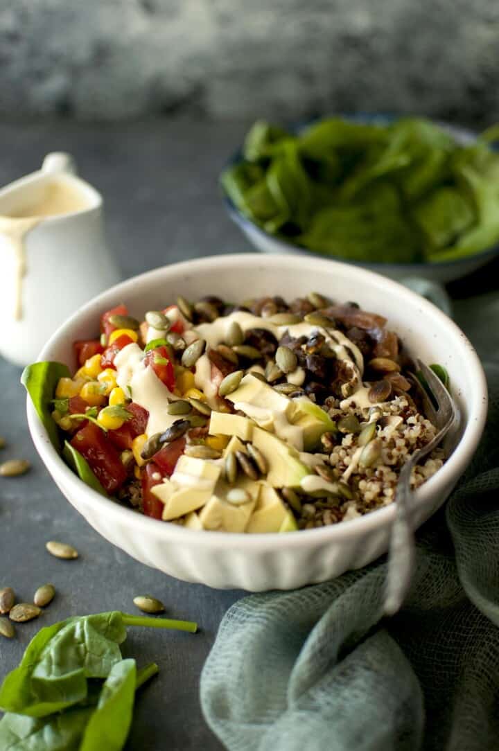 Vegan Mexican Quinoa Bowl Recipe | Cook's Hideout