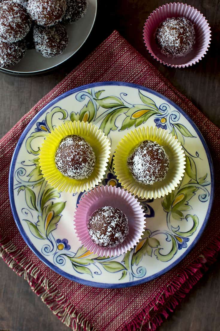 Dry Gulab Jamun