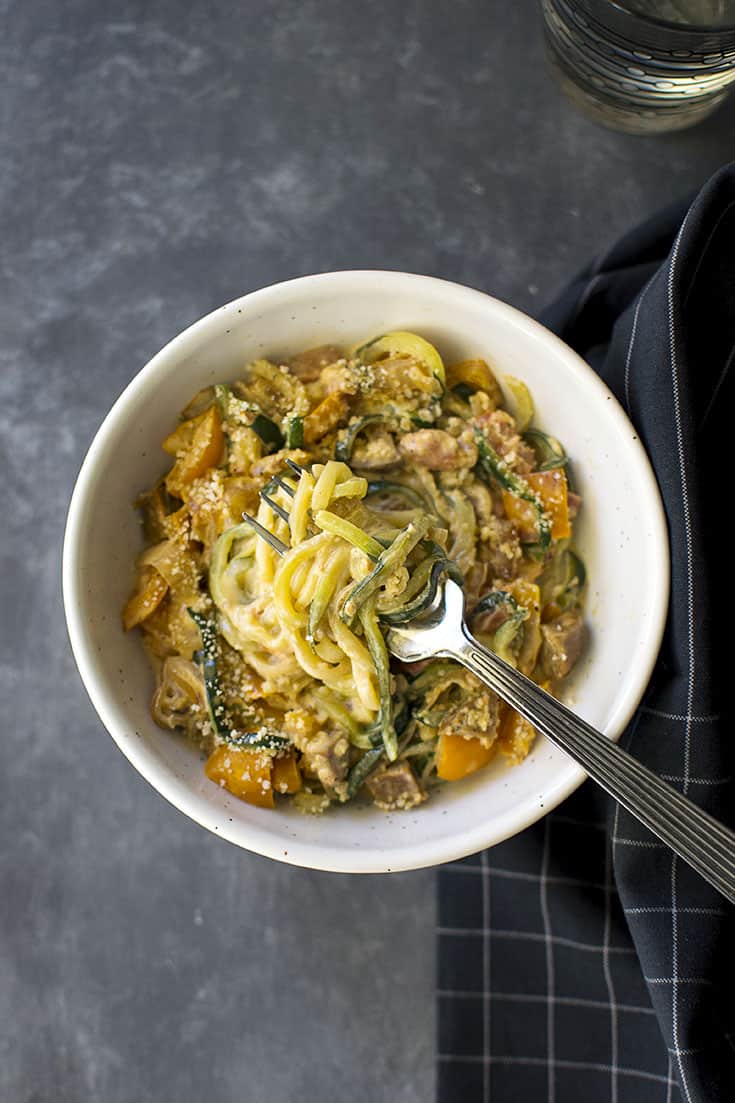 Zucchini noodles with lemon cream sauce